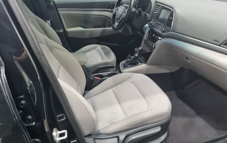 Hyundai Elantra VI рестайлинг, 2018 год, 1 250 000 рублей, 9 фотография