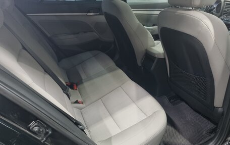 Hyundai Elantra VI рестайлинг, 2018 год, 1 250 000 рублей, 10 фотография