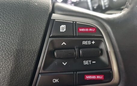 Hyundai Elantra VI рестайлинг, 2018 год, 1 250 000 рублей, 13 фотография