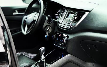 Hyundai Tucson III, 2018 год, 2 400 000 рублей, 15 фотография