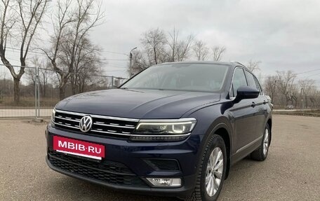 Volkswagen Tiguan II, 2017 год, 2 450 000 рублей, 2 фотография