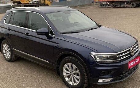 Volkswagen Tiguan II, 2017 год, 2 450 000 рублей, 3 фотография