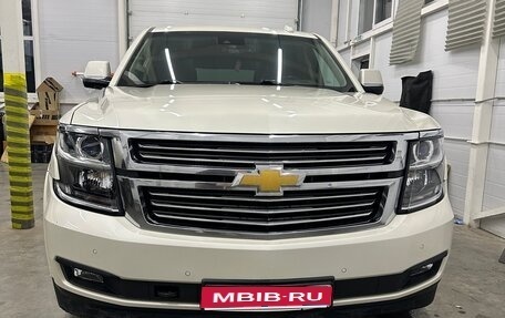 Chevrolet Tahoe IV, 2015 год, 2 900 000 рублей, 1 фотография