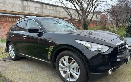 Infiniti QX70, 2013 год, 9 фотография