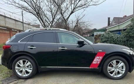 Infiniti QX70, 2013 год, 8 фотография