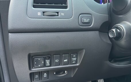 Infiniti QX70, 2013 год, 21 фотография