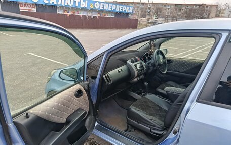 Honda Fit III, 2002 год, 430 000 рублей, 4 фотография
