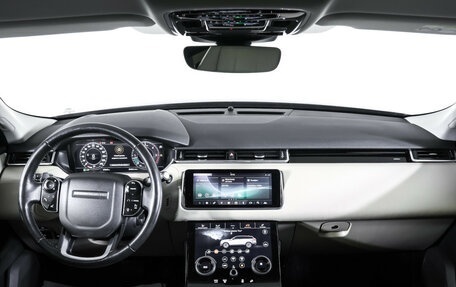 Land Rover Range Rover Velar I, 2017 год, 3 790 000 рублей, 13 фотография