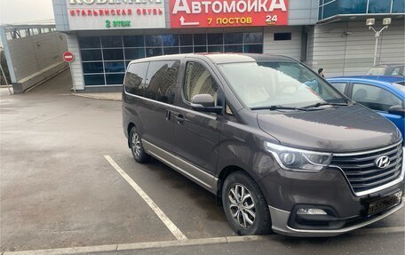 Hyundai H-1 II рестайлинг, 2019 год, 2 499 999 рублей, 2 фотография