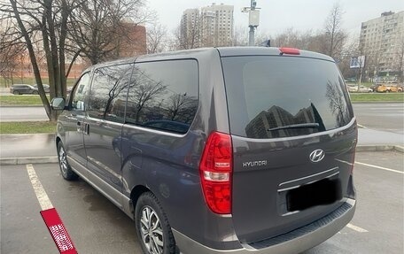 Hyundai H-1 II рестайлинг, 2019 год, 2 499 999 рублей, 4 фотография