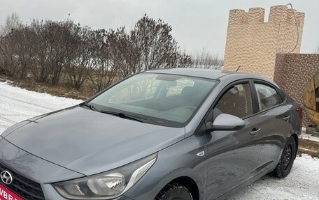 Hyundai Solaris II рестайлинг, 2018 год, 912 000 рублей, 19 фотография