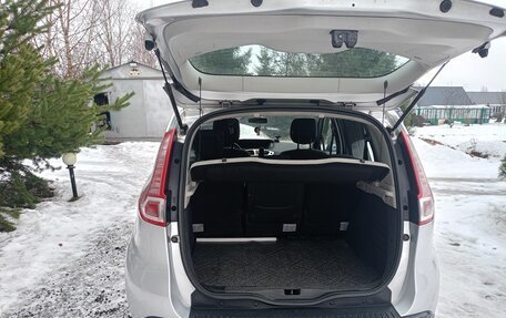 Renault Scenic III, 2010 год, 580 000 рублей, 4 фотография