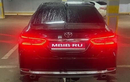 Toyota Camry, 2023 год, 1 790 000 рублей, 8 фотография