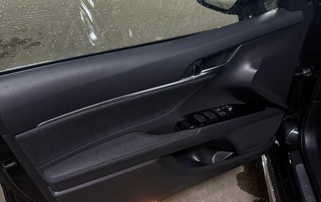 Toyota Camry, 2023 год, 1 790 000 рублей, 26 фотография