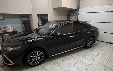 Toyota Camry, 2023 год, 1 790 000 рублей, 25 фотография