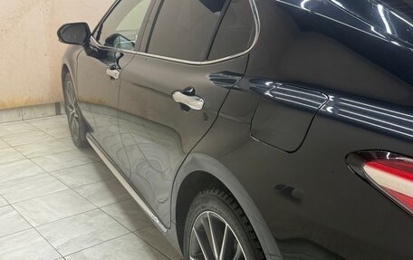 Toyota Camry, 2023 год, 1 790 000 рублей, 32 фотография