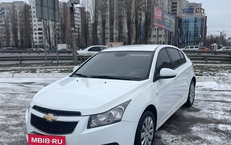Chevrolet Cruze II, 2012 год, 435 000 рублей, 6 фотография