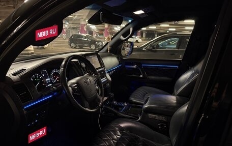 Toyota Land Cruiser 200, 2017 год, 7 500 000 рублей, 7 фотография