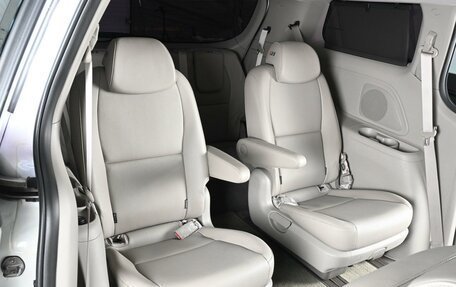 KIA Carnival III, 2018 год, 2 849 000 рублей, 9 фотография