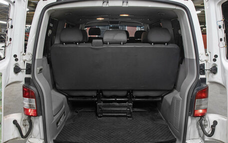 Volkswagen Caravelle T5, 2012 год, 1 598 000 рублей, 10 фотография