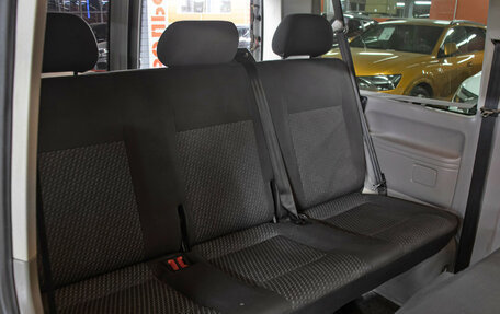 Volkswagen Caravelle T5, 2012 год, 1 598 000 рублей, 13 фотография