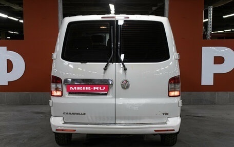 Volkswagen Caravelle T5, 2012 год, 1 598 000 рублей, 6 фотография