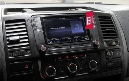 Volkswagen Caravelle T5, 2012 год, 1 598 000 рублей, 19 фотография