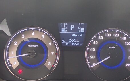 Hyundai Solaris II рестайлинг, 2015 год, 1 200 000 рублей, 8 фотография