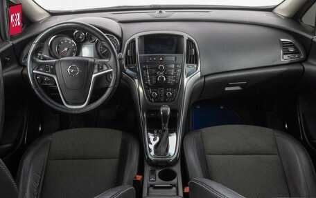 Opel Astra J, 2010 год, 547 000 рублей, 11 фотография