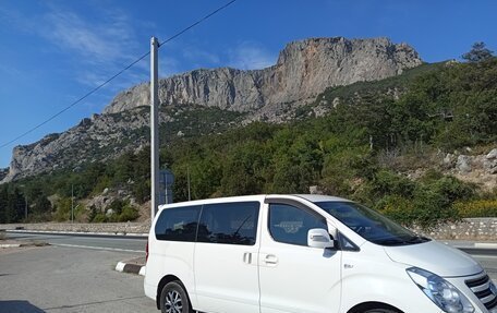 Hyundai Grand Starex Grand Starex I рестайлинг 2, 2016 год, 3 195 000 рублей, 7 фотография