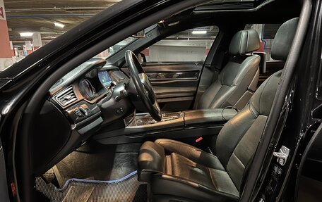 BMW 7 серия, 2014 год, 3 000 000 рублей, 11 фотография