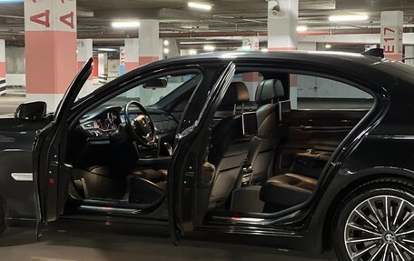 BMW 7 серия, 2014 год, 3 000 000 рублей, 9 фотография