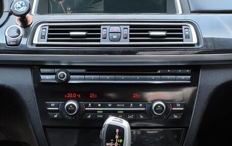 BMW 7 серия, 2014 год, 3 000 000 рублей, 28 фотография