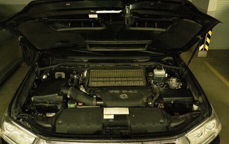 Toyota Land Cruiser 200, 2015 год, 5 950 000 рублей, 12 фотография