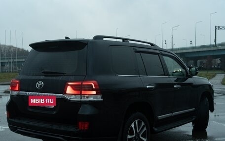 Toyota Land Cruiser 200, 2015 год, 5 950 000 рублей, 4 фотография
