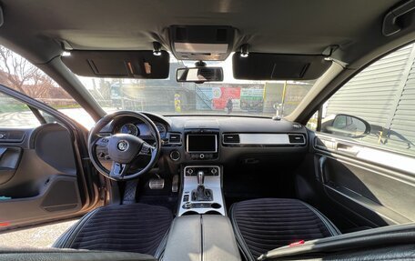 Volkswagen Touareg III, 2010 год, 1 840 000 рублей, 10 фотография