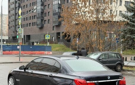 BMW 7 серия, 2011 год, 699 000 рублей, 3 фотография