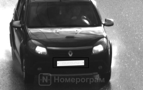 Renault Sandero I, 2013 год, 900 000 рублей, 1 фотография