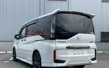 Honda Stepwgn IV, 2022 год, 2 380 111 рублей, 5 фотография