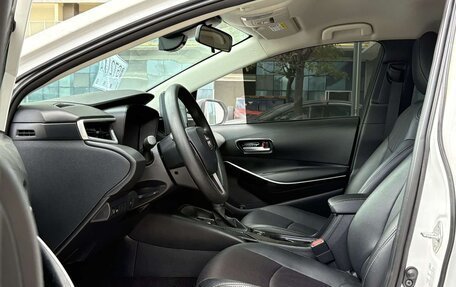 Toyota Corolla, 2022 год, 1 900 000 рублей, 4 фотография