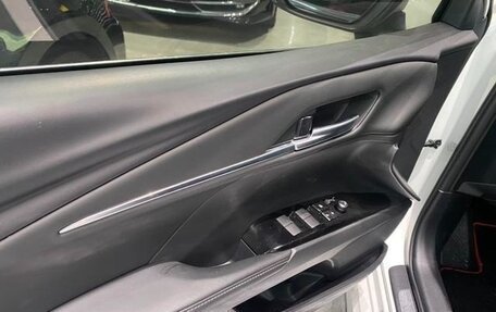 Toyota Camry, 2025 год, 4 000 000 рублей, 16 фотография