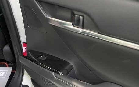 Toyota Camry, 2025 год, 4 000 000 рублей, 26 фотография