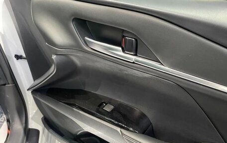 Toyota Camry, 2025 год, 4 000 000 рублей, 33 фотография