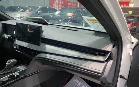 Toyota Camry, 2025 год, 4 000 000 рублей, 34 фотография