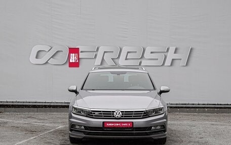 Volkswagen Passat B8 рестайлинг, 2017 год, 1 799 000 рублей, 3 фотография