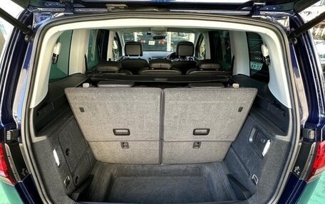 Volkswagen Sharan II, 2019 год, 1 560 111 рублей, 27 фотография