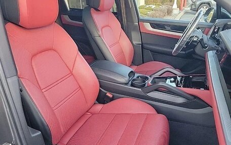 Porsche Cayenne III, 2023 год, 10 400 000 рублей, 14 фотография