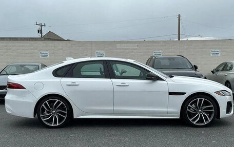 Jaguar XF II, 2024 год, 6 883 000 рублей, 15 фотография