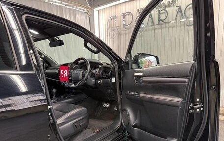 Toyota Hilux VIII, 2023 год, 4 400 000 рублей, 17 фотография