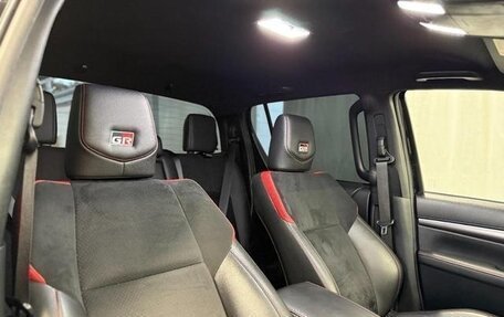 Toyota Hilux VIII, 2023 год, 4 400 000 рублей, 19 фотография